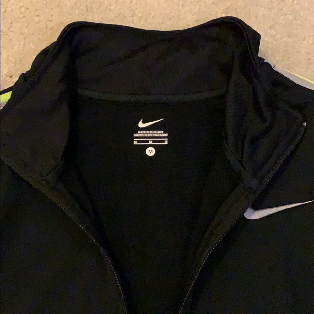 Women’s or Girls - Nike Medium track jacket - Picture 2 of 5
